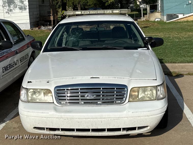 image for item EX2220 2010 Ford Crown Victoria Police Interceptor 