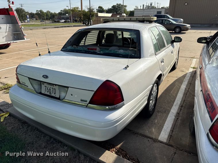 image for item EX2220 2010 Ford Crown Victoria Police Interceptor 