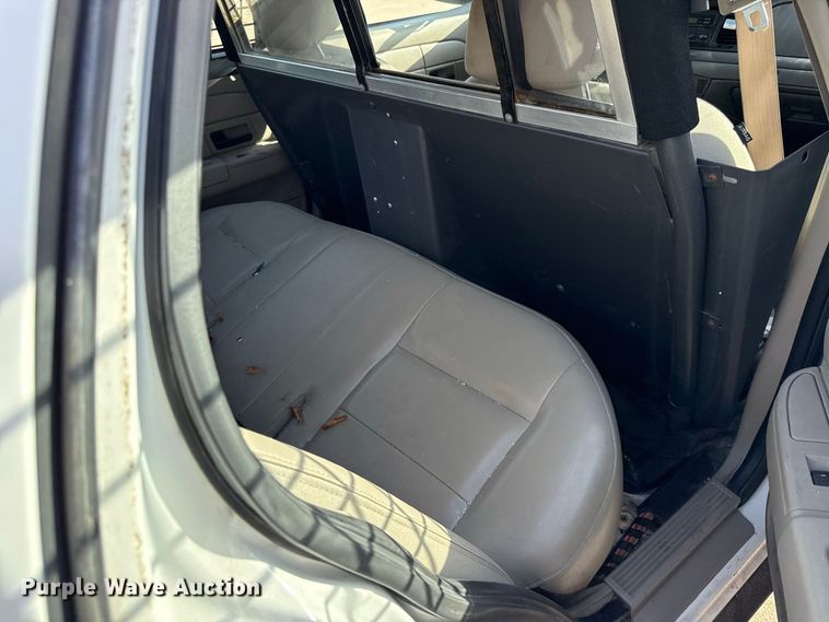 image for item EX2220 2010 Ford Crown Victoria Police Interceptor 