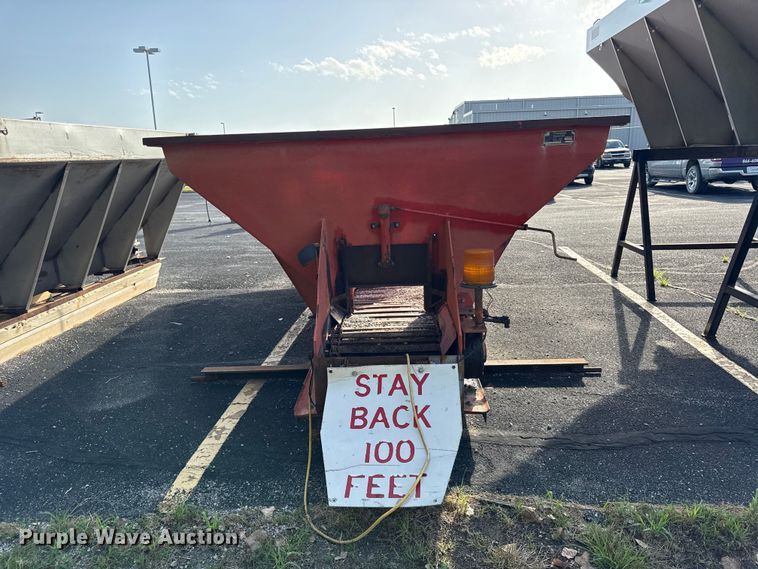image for item EX2221 (2) spreaders