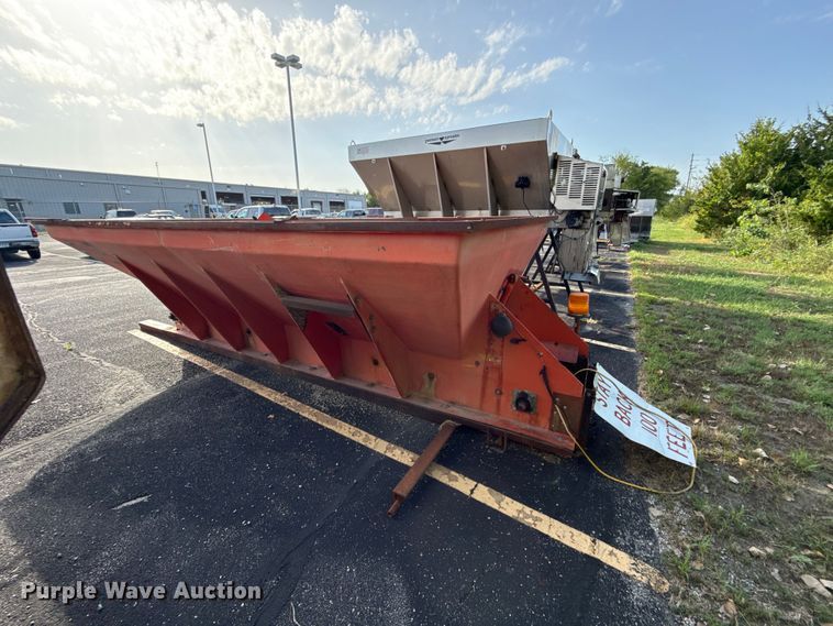 image for item EX2221 (2) spreaders