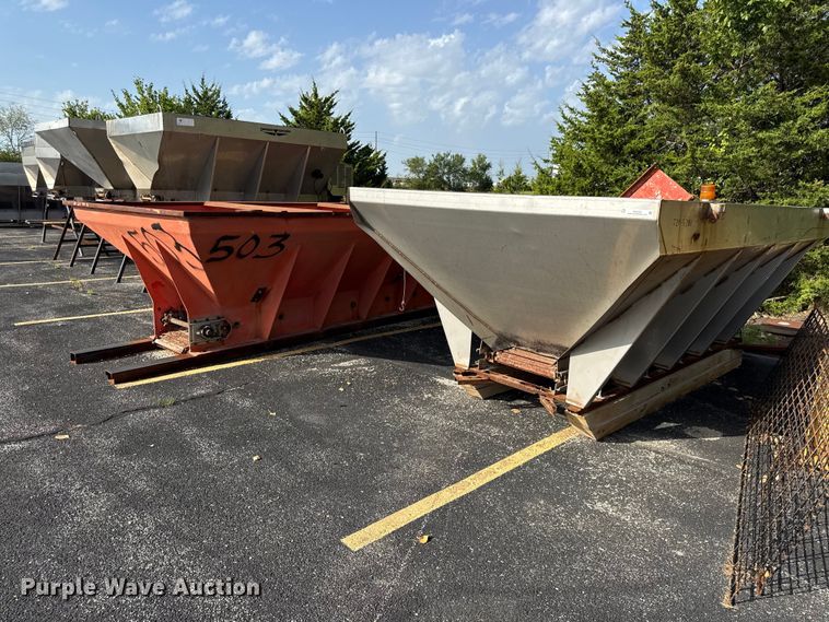 image for item EX2221 (2) spreaders
