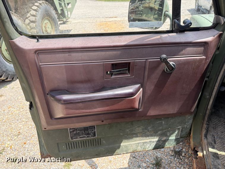 image for item EX2591 1986 Chevrolet D30 pickup truck cab and chassis