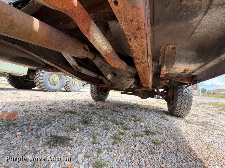 image for item EX2591 1986 Chevrolet D30 pickup truck cab and chassis