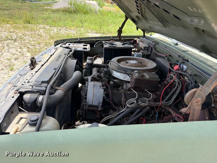 image for item EX2591 1986 Chevrolet D30 pickup truck cab and chassis