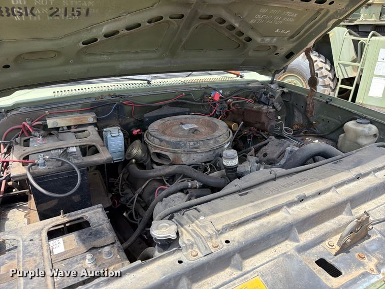 image for item EX2591 1986 Chevrolet D30 pickup truck cab and chassis
