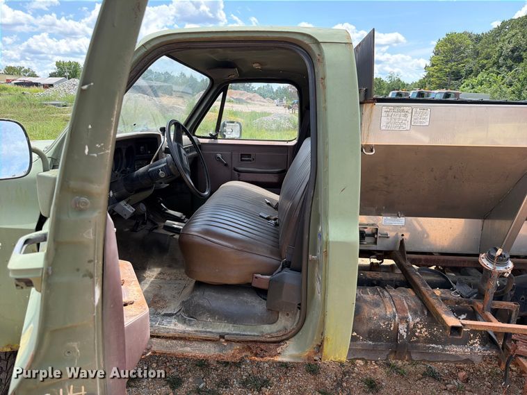 image for item EX2592 1985 Chevrolet D30 pickup truck cab and chassis