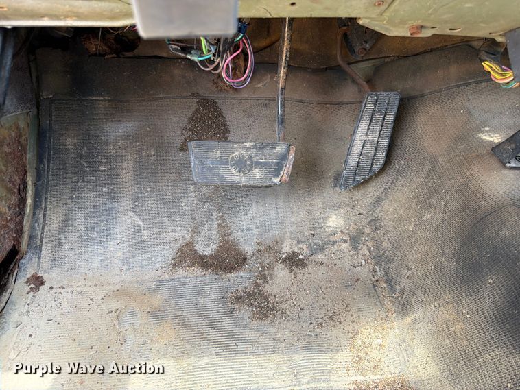 image for item EX2592 1985 Chevrolet D30 pickup truck cab and chassis