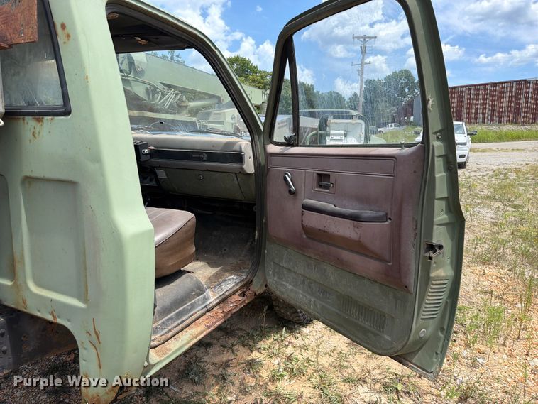 image for item EX2592 1985 Chevrolet D30 pickup truck cab and chassis