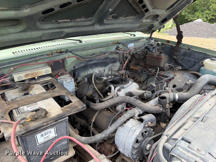 image for item EX2592 1985 Chevrolet D30 pickup truck cab and chassis