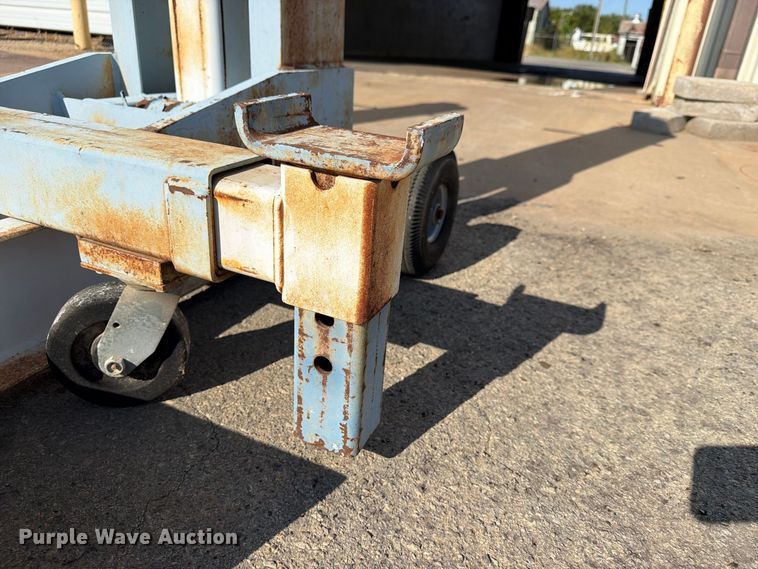 image for item EX4242 OTC 1590 air jack automotive lift