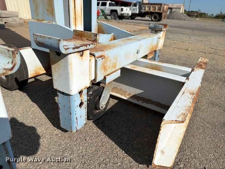 image for item EX4242 OTC 1590 air jack automotive lift