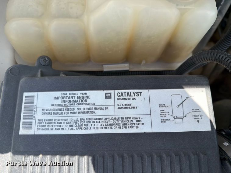 image for item EX4282 2004 Chevrolet Silverado 2500HD utility bed pickup truck