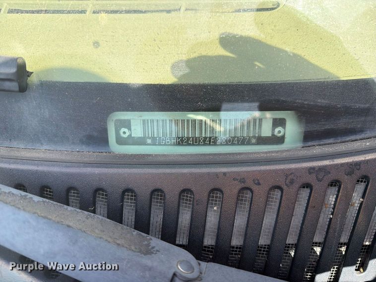 image for item EX4282 2004 Chevrolet Silverado 2500HD utility bed pickup truck