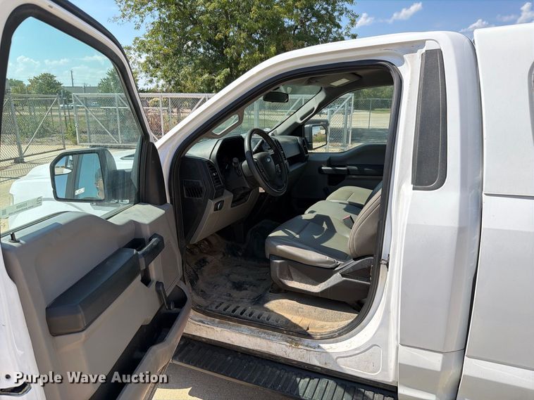 image for item EX4608 2016 Ford F150 pickup truck