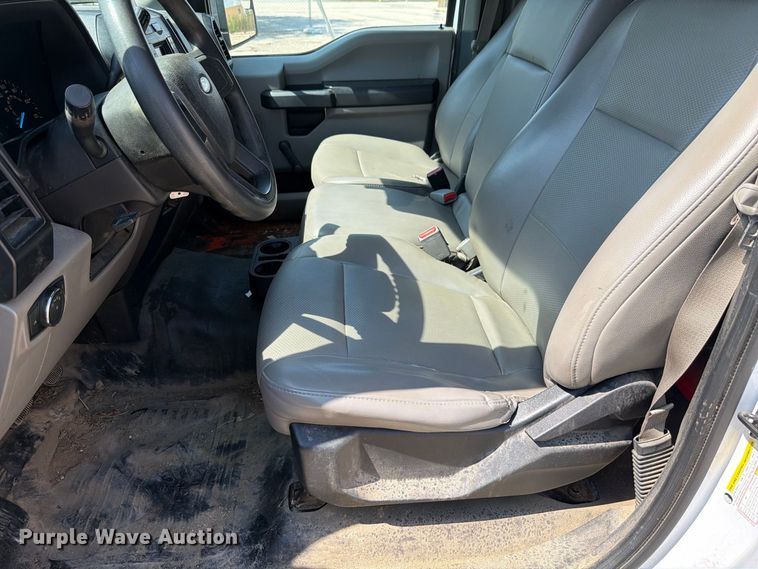 image for item EX4608 2016 Ford F150 pickup truck