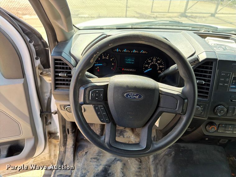 image for item EX4608 2016 Ford F150 pickup truck