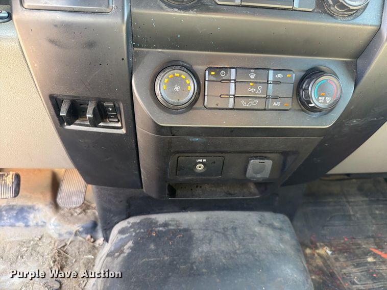 image for item EX4608 2016 Ford F150 pickup truck