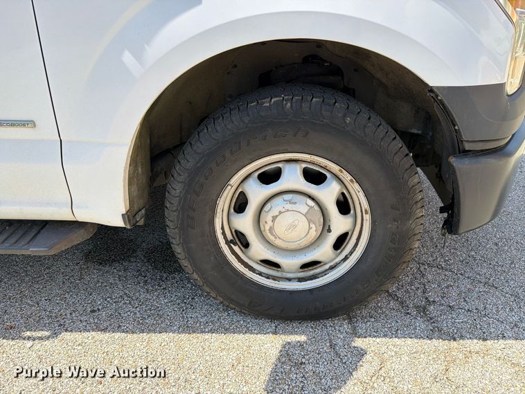image for item EX4608 2016 Ford F150 pickup truck