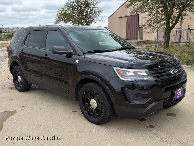 image for item EX4610 2019 Ford Explorer Police Interceptor SUV