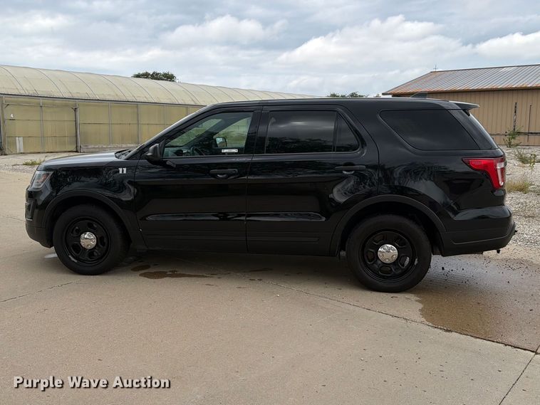 image for item EX4610 2019 Ford Explorer Police Interceptor SUV