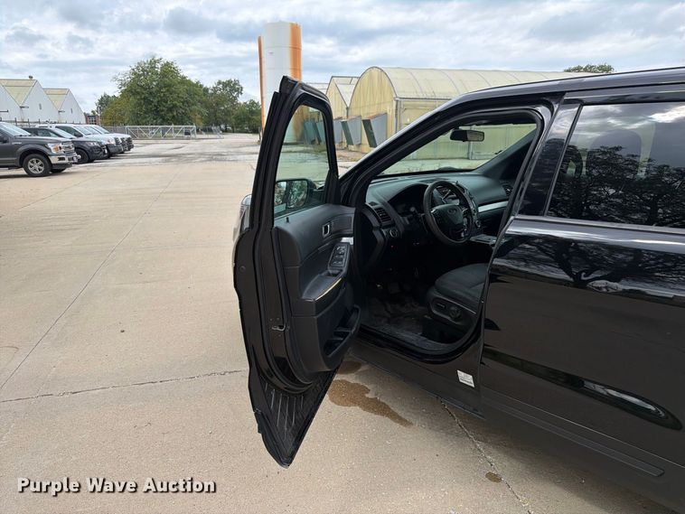 image for item EX4610 2019 Ford Explorer Police Interceptor SUV