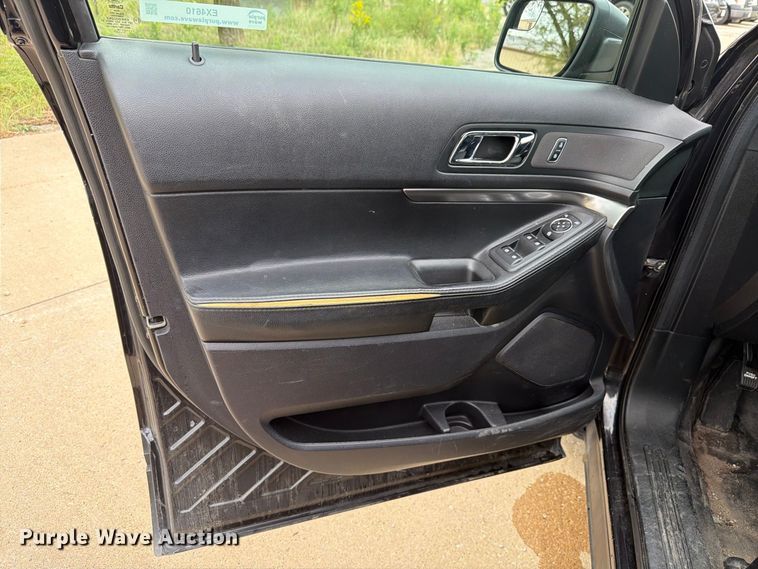 image for item EX4610 2019 Ford Explorer Police Interceptor SUV