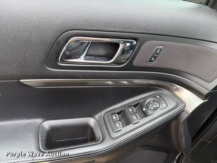 image for item EX4610 2019 Ford Explorer Police Interceptor SUV