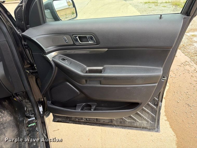 image for item EX4610 2019 Ford Explorer Police Interceptor SUV