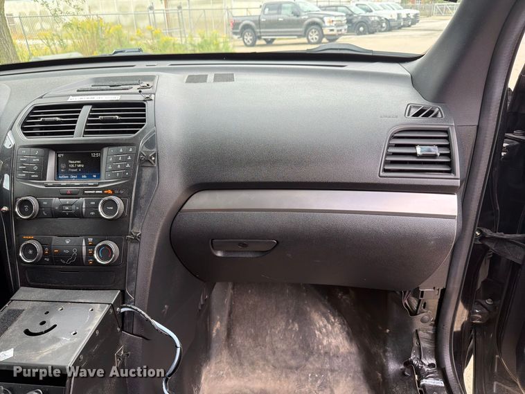 image for item EX4610 2019 Ford Explorer Police Interceptor SUV