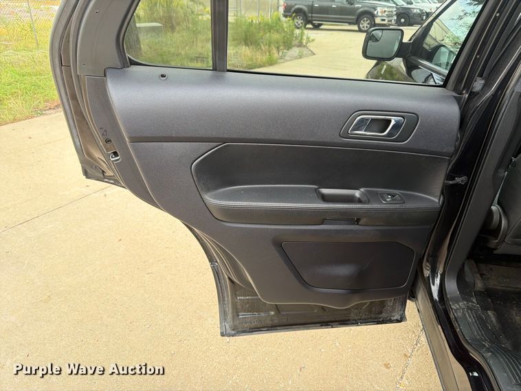 image for item EX4610 2019 Ford Explorer Police Interceptor SUV