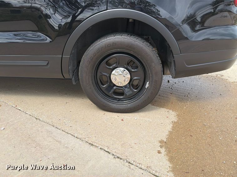 image for item EX4610 2019 Ford Explorer Police Interceptor SUV
