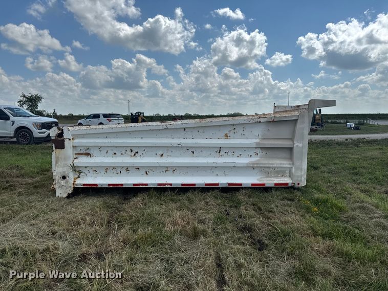 image for item FB5793 Henderson dump bed