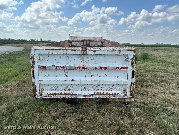 image for item FB5793 Henderson dump bed