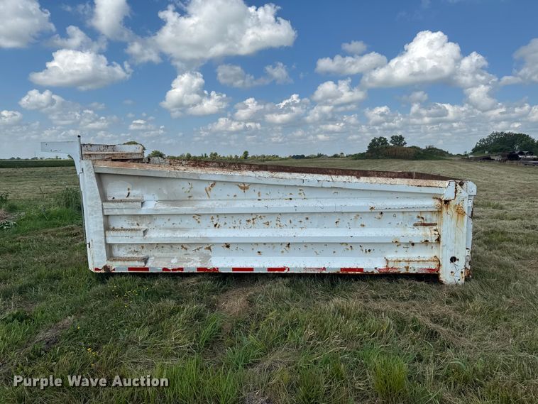 image for item FB5793 Henderson dump bed