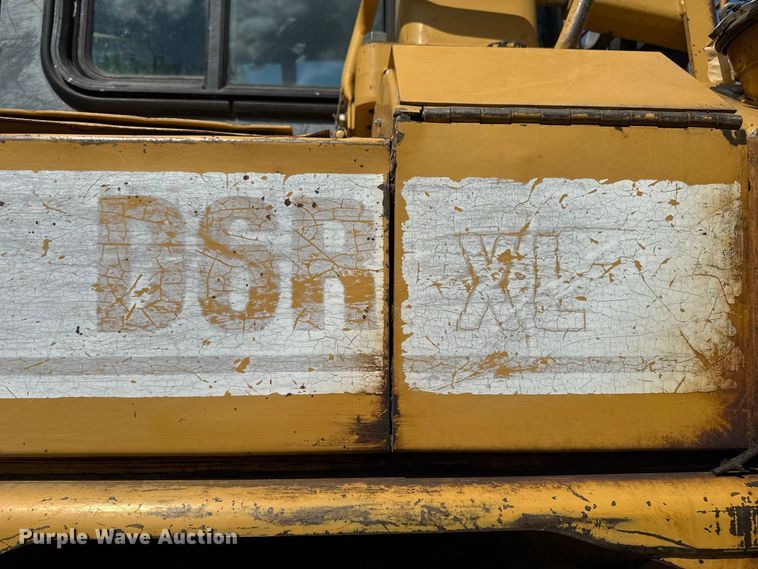 image for item FB5943 1999 Caterpillar D6R XL dozer