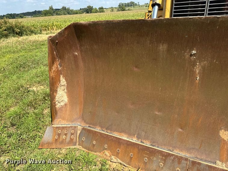 image for item FB5943 1999 Caterpillar D6R XL dozer