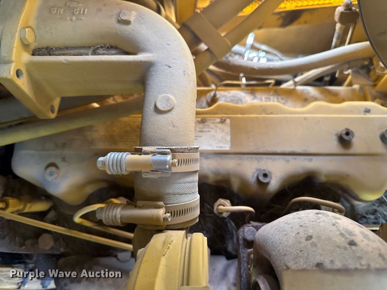 image for item FB5943 1999 Caterpillar D6R XL dozer