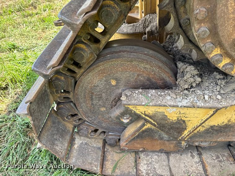 image for item FB5943 1999 Caterpillar D6R XL dozer