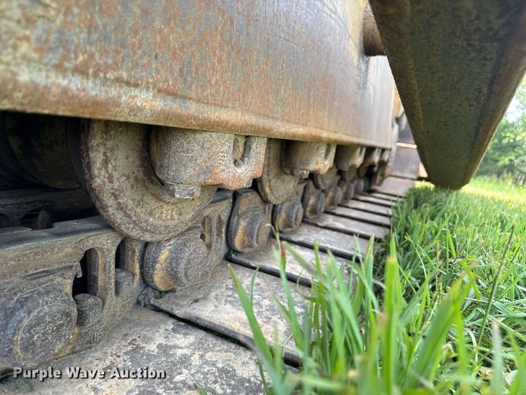 image for item FB5943 1999 Caterpillar D6R XL dozer