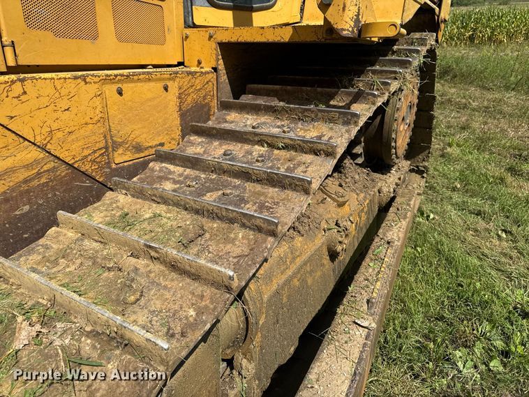 image for item FB5943 1999 Caterpillar D6R XL dozer