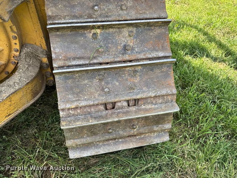 image for item FB5943 1999 Caterpillar D6R XL dozer