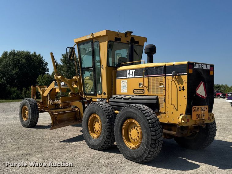 image for item FB5945 2007 Caterpillar 140H motor grader