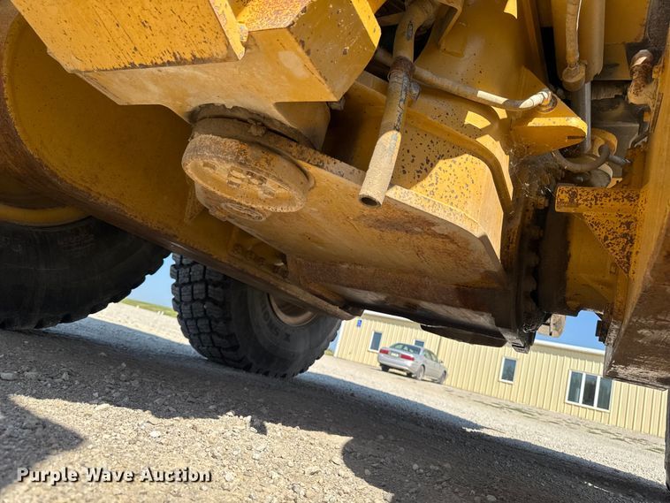 image for item FB5945 2007 Caterpillar 140H motor grader