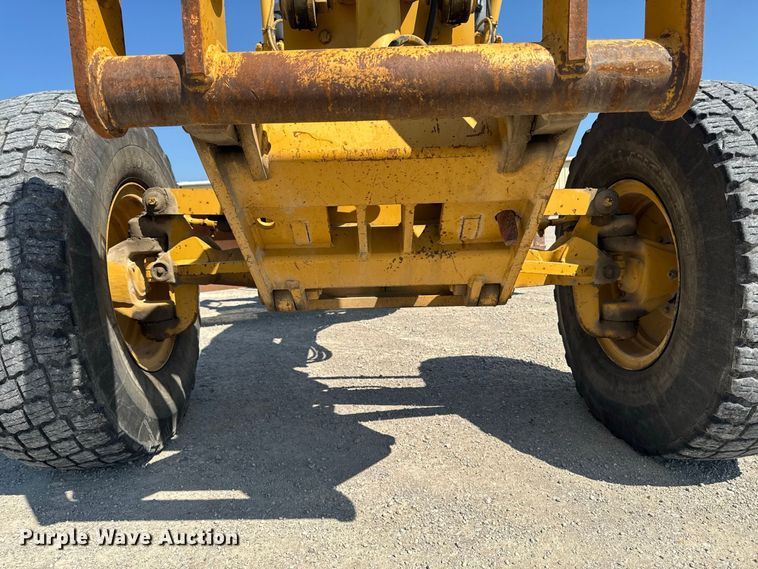 image for item FB5945 2007 Caterpillar 140H motor grader