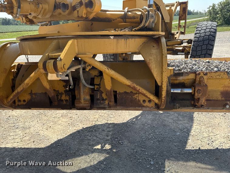 image for item FB5945 2007 Caterpillar 140H motor grader