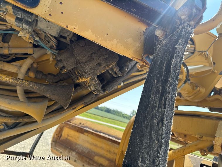 image for item FB5945 2007 Caterpillar 140H motor grader