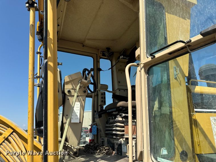 image for item FB5945 2007 Caterpillar 140H motor grader