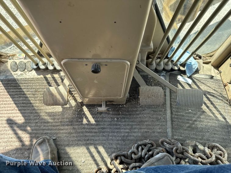 image for item FB5945 2007 Caterpillar 140H motor grader