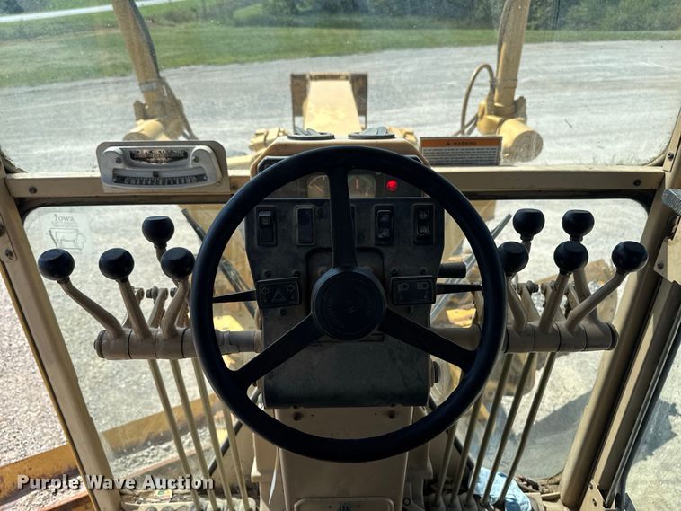 image for item FB5945 2007 Caterpillar 140H motor grader
